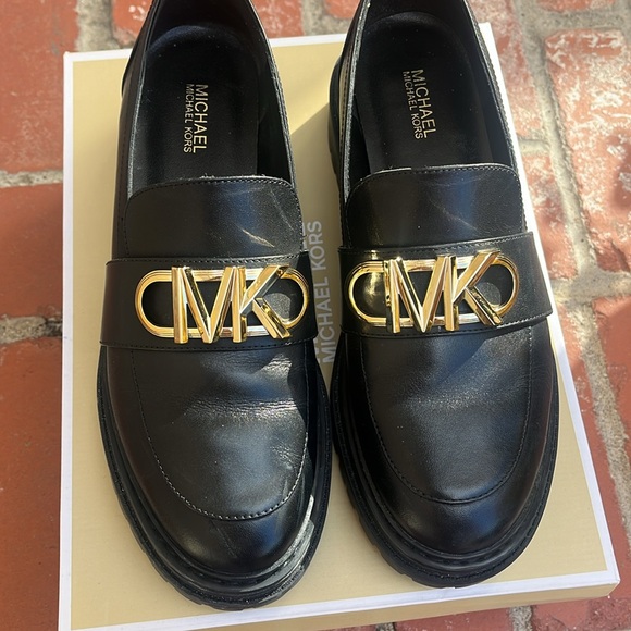 Michael Kors Parker Loafer - Picture 4 of 11